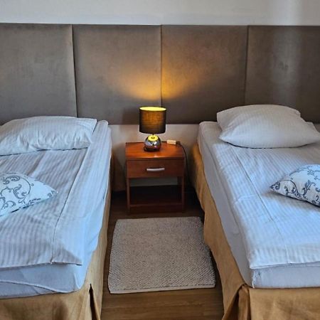 Letnia Willa Jacuzzi & Sauna Ujście-Darłowskie Eksteriør bilde